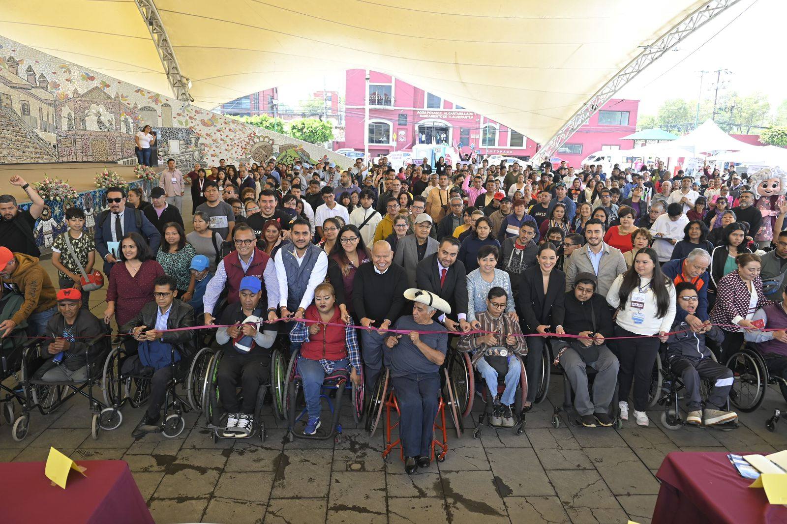 Encuentran Personas con Discapacidad Oportunidades de Empleo Digno en la 'Feria de Inclusión Laboral'