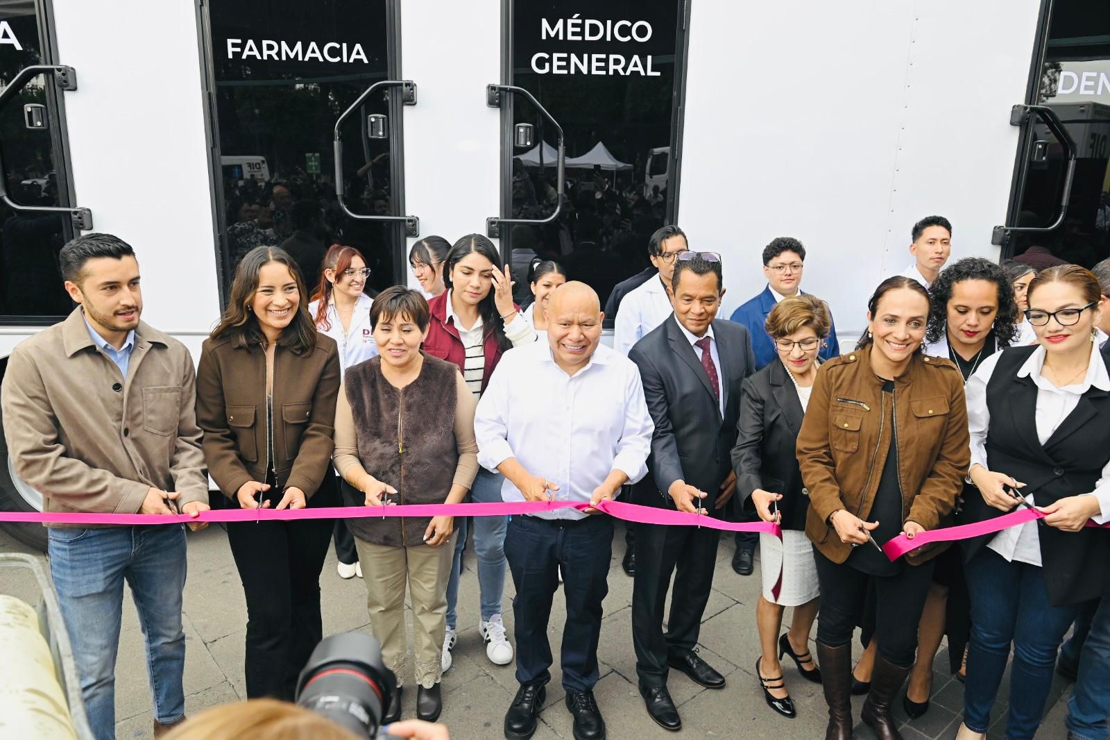Ponen en Marcha 'Unidades Médicas Móviles' para acercar Servicios de Salud