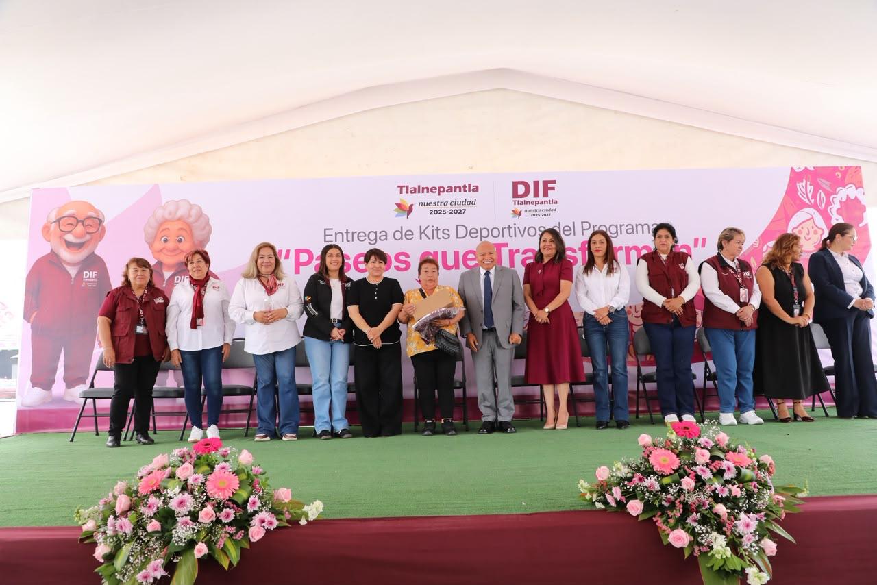 Raciel Perez Cruz Entrega Tenis Pants Adultos Mayores Dif Tlalnepantla 10